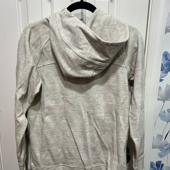 ZYIA Women’s Ivory Impetus Hoodie - Picture 6 of 10